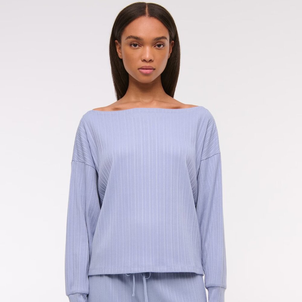 Abercrombie & Fitch Long-Sleeve Lounge Wide Rib Slash Top - Small (NWT!)